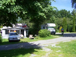 Stellplätze Wohnmobil, Zelte